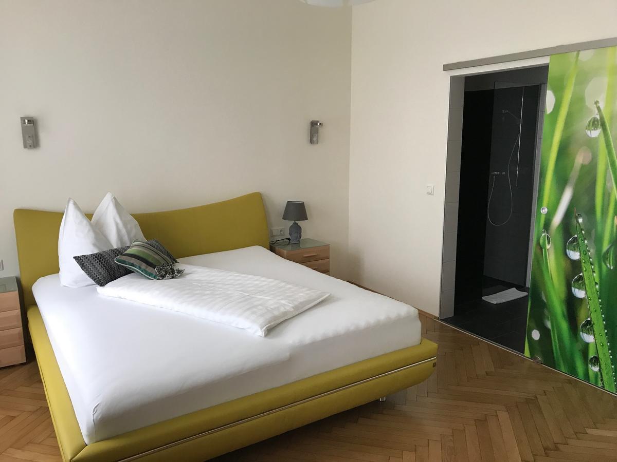 Hotel Bellini Леобен Екстериор снимка