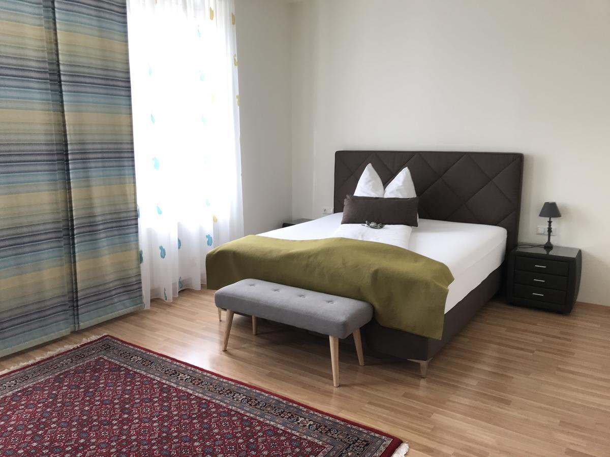 Hotel Bellini Леобен Екстериор снимка